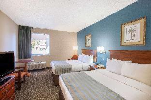 Baymont by Wyndham Bartonsville Poconos - Bartonsville - 1