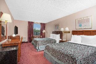 Days Inn by Wyndham Liberty - Ferndale - 8