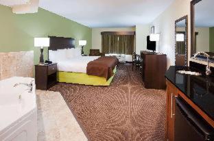 AmericInn by Wyndham DeWitt - De Witt - 4