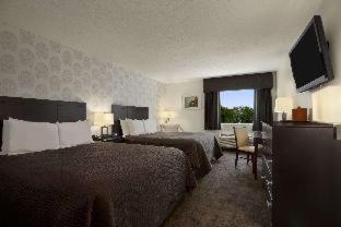 Travelodge by Wyndham Hubbard OH - 4