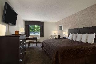 Travelodge by Wyndham Hubbard OH - 3