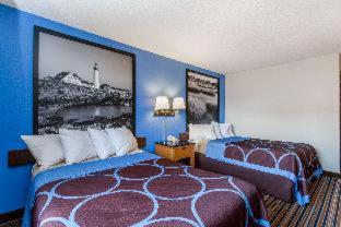 Super 8 by Wyndham Lewiston Auburn Area - 4