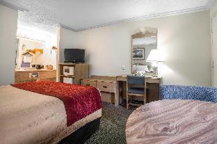 Rodeway Inn Pronghorn Lodge - 5