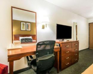 Days Inn by Wyndham Canon City - 4