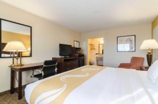 Quality Inn & Suites - Ogallala - 3