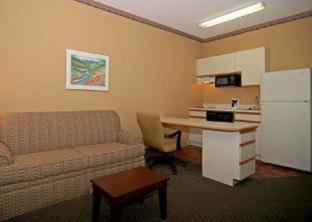 MainStay Suites at PGA Village - Port Saint Lucie - 6