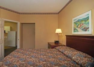 MainStay Suites at PGA Village - Port Saint Lucie - 2