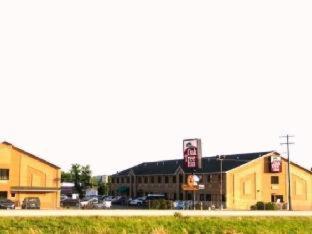 Travelodge by Wyndham Dexter - Dexter - 4