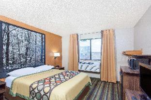 Super 8 by Wyndham Norton VA - 6