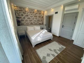 Cunda Ömer Ağa Konağı - 4