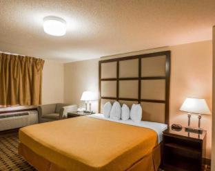 Americas Best Value Inn Torrington, CT - 1