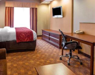Comfort Suites Monaca - Monaca - 6