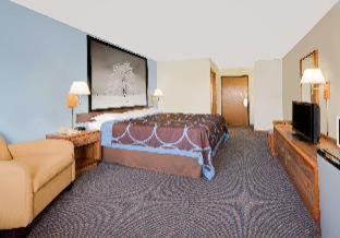 Super 8 by Wyndham Centerville - Centerville - 4