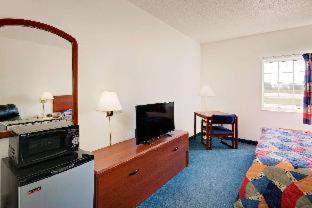 Super 8 by Wyndham Emmetsburg - Emmetsburg - 7