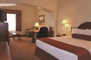 La Quinta by Wyndham Fredericksburg - Fredericksburg - 7