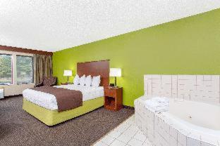 AmericInn by Wyndham Black River Falls I-94 on ATV Trail - Black River Falls - 7