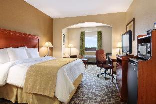 Days Inn & Suites by Wyndham Cabot - Cabot - 9