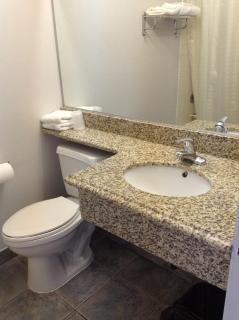 Valley Inn & Suites - 4