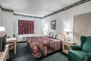 Baymont by Wyndham Loveland - Fort Collins Area - 1