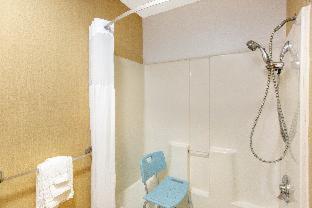 Days Inn by Wyndham Salina I-70 - Salina - 2