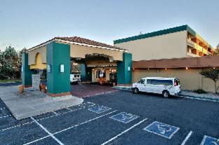 Ramada by Wyndham Albuquerque Midtown - 7