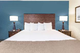 AmericInn & Suites Burnsville, MN - 3