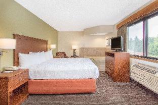 AmericInn by Wyndham Calumet - 8