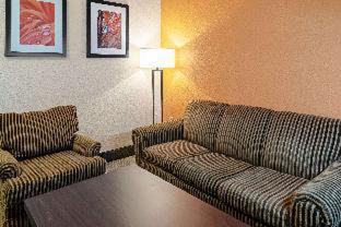 Quality Inn & Suites Robbinsville - Robbinsville - 9