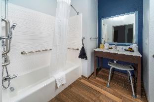 Best Western Plus St. Louis Airport Hotel - Saint Louis - 2