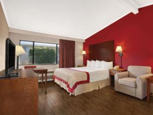 Ramada by Wyndham Torrance - Torrance - 7