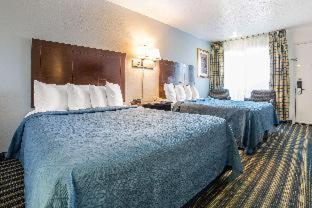 Quality Inn - 7
