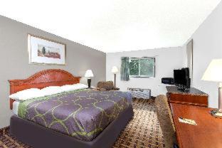 Super 8 by Wyndham Fort Madison - Fort Madison - 5