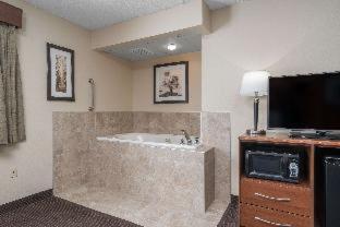 AmericInn by Wyndham Bemidji - Bemidji - 3