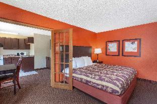 AmericInn by Wyndham Ham Lake - Ham Lake - 8