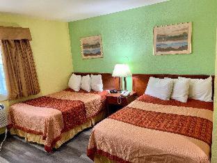 Travelers Inn Medford - 1