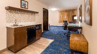 Best Western Plus Portland Airport Hotel & Suites - 5