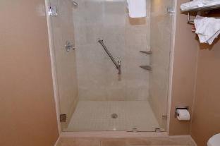 Ramada by Wyndham Seekonk Providence Area - Seekonk - 2