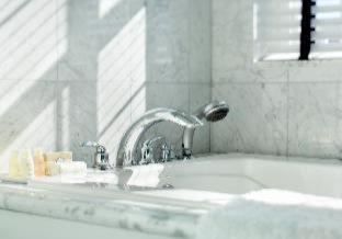 Newport Beach Hotel & Suites - Middletown - 2