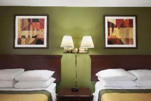 Red Roof Inn Mansfield - 8