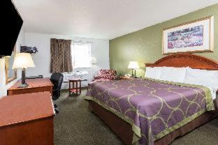 Super 8 by Wyndham Pittsburgh/Monroeville - 8
