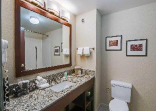 Comfort Inn & Suites Christiansburg I-81 - Christiansburg - 8