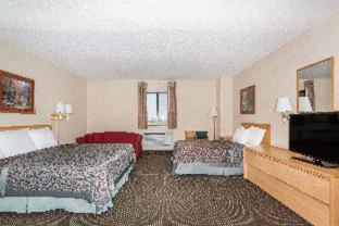 Days Inn by Wyndham Colby - Colby - 8