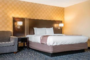 Quality Inn & Suites Mall of America - MSP Airport - 6