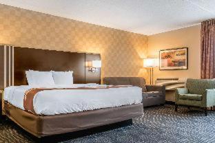 Quality Inn & Suites Mall of America - MSP Airport - 1