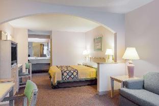 Super 8 by Wyndham Jasper TX - Jasper - 2