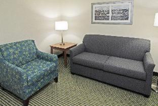 Quality Suites Lake Wright - Norfolk Airport - 1