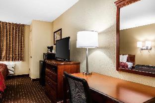 Econo Lodge Inn & Suites Dickson - Dickson - 3