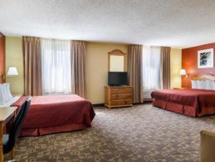 Quality Inn I-70 at Wanamaker - Topeka - 2