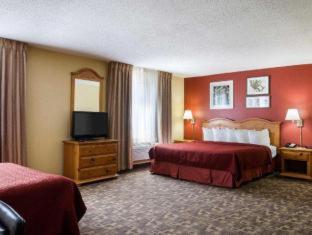 Quality Inn I-70 at Wanamaker - Topeka - 1