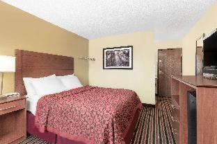 Days Inn by Wyndham Newton - Newton - 8